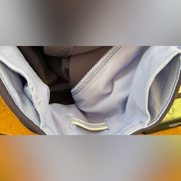 Lululemon women’s Run: Inspire Crop II leggings Sz 2 - Picture 11 of 15